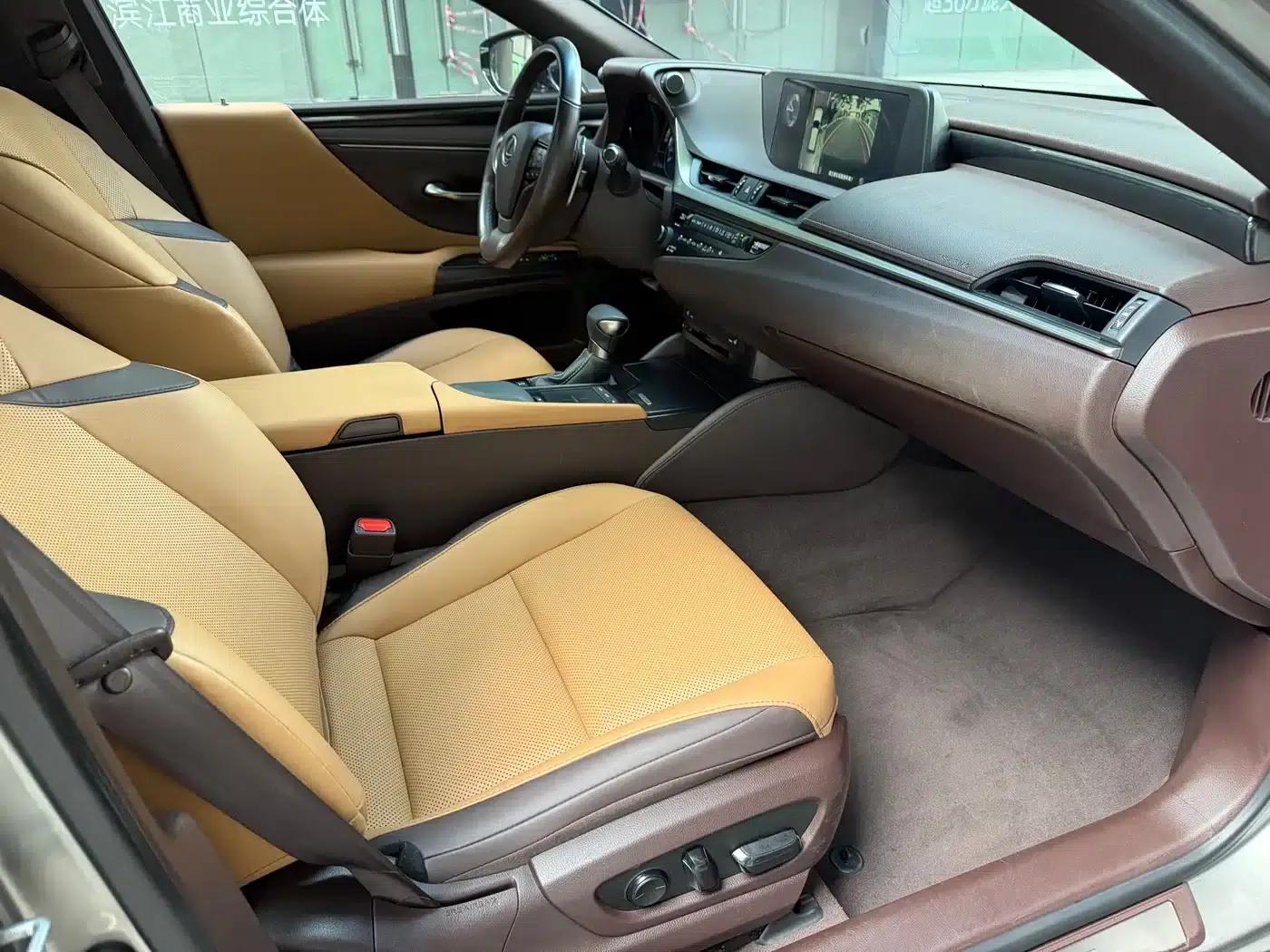 Lexus ES 2020 260 Premium Edition — миниатюра 11