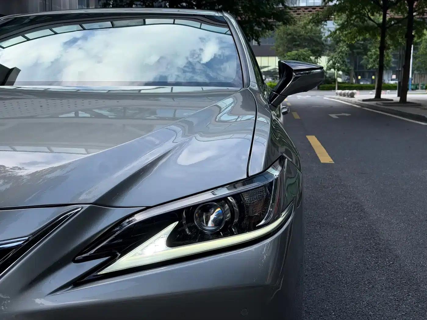 Lexus ES 2020 260 Premium Edition — миниатюра 4