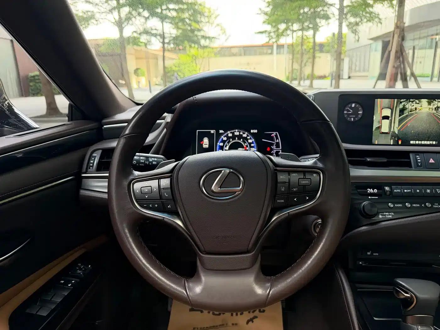 Lexus ES 2020 260 Premium Edition — миниатюра 9