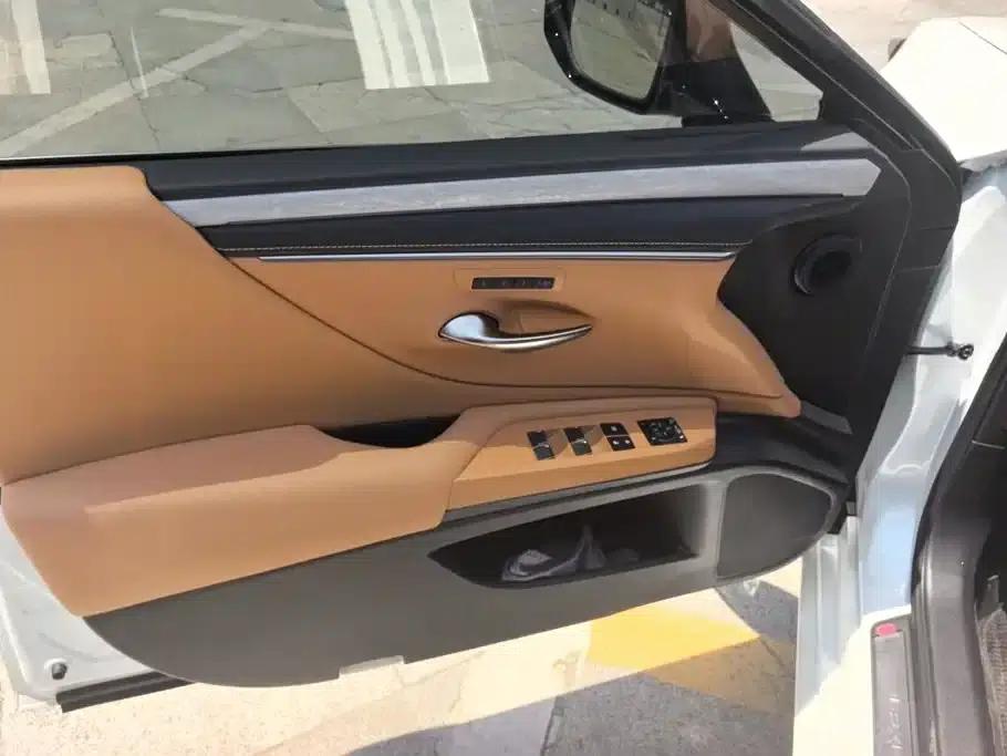 Lexus ES 2025 200 Premium Edition — миниатюра 7