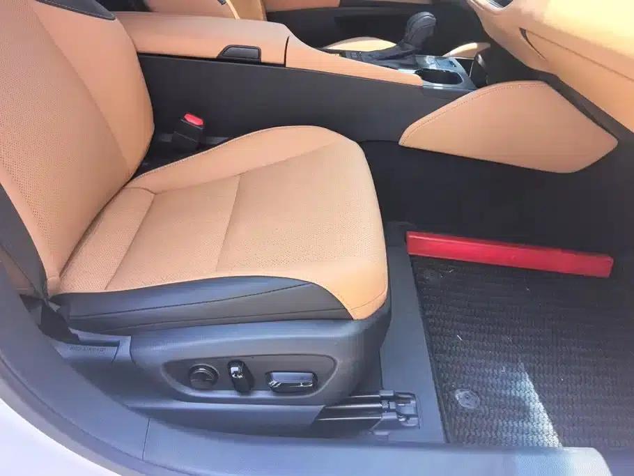 Lexus ES 2025 200 Premium Edition — миниатюра 8