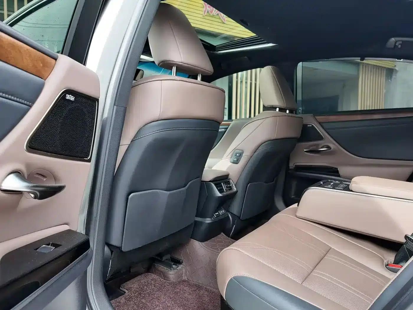 Lexus ES 2022 300h Executive Edition — миниатюра 5