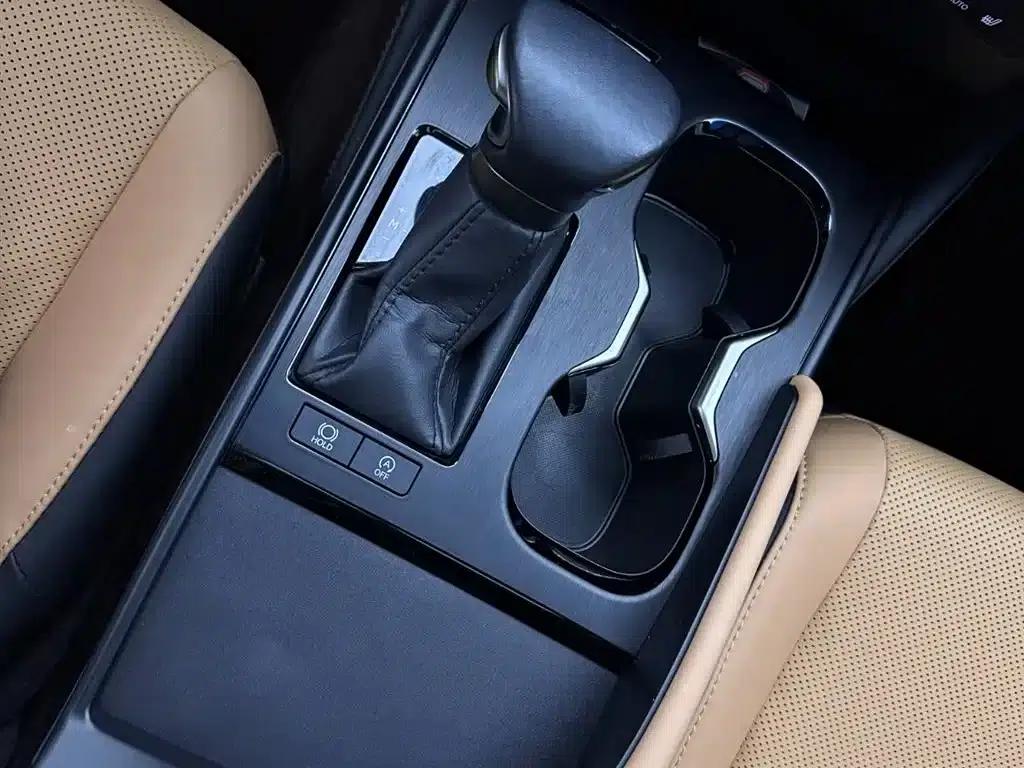 Lexus ES 2022 200 Premium Edition — миниатюра 14