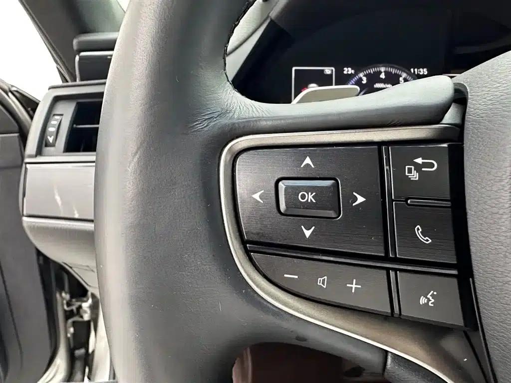 Lexus ES 2022 200 Premium Edition — миниатюра 16