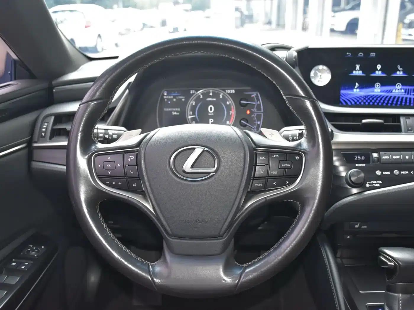 Lexus ES 2018 200 Premium Edition (China V emission standard) — миниатюра 11