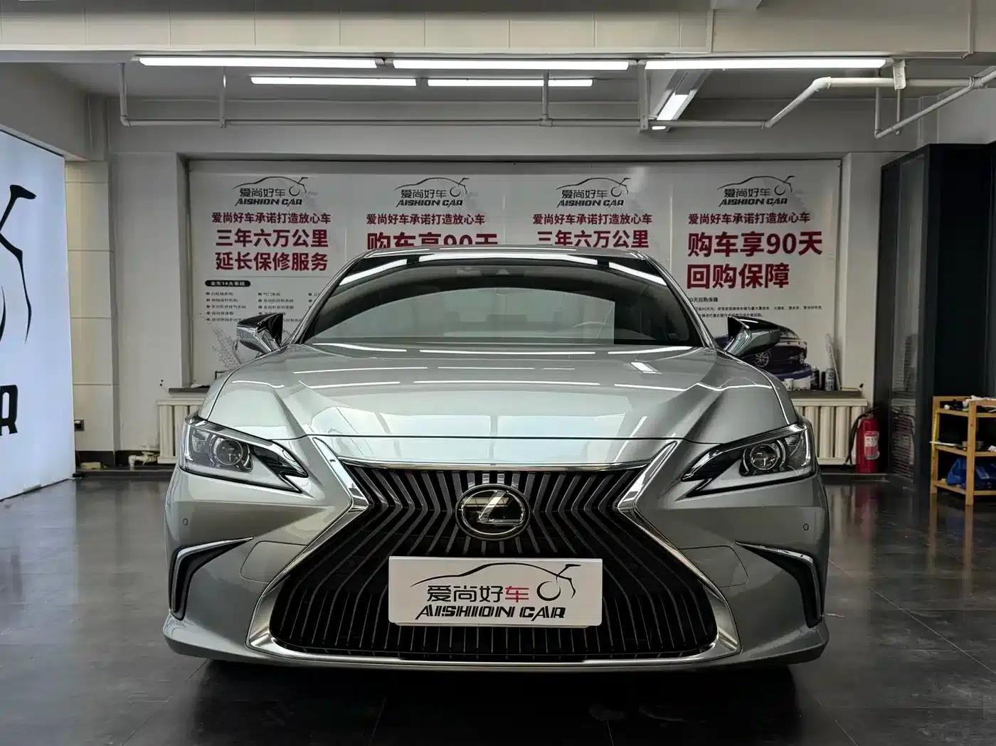 Lexus ES 2018 200 Premium Edition (China V emission standard) — миниатюра 2