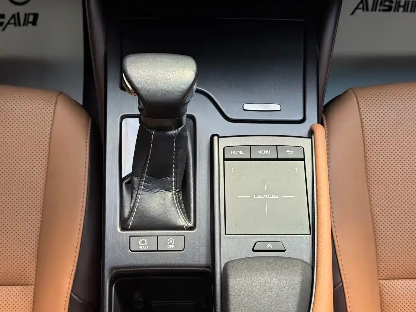 Lexus ES 2018 200 Premium Edition (China V emission standard) — миниатюра 16