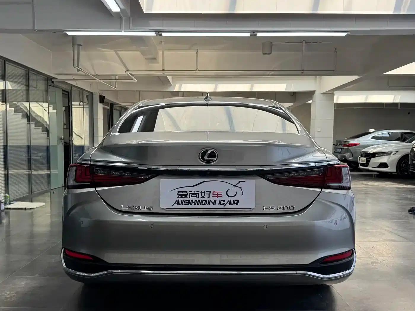 Lexus ES 2018 200 Premium Edition (China V emission standard) — миниатюра 6