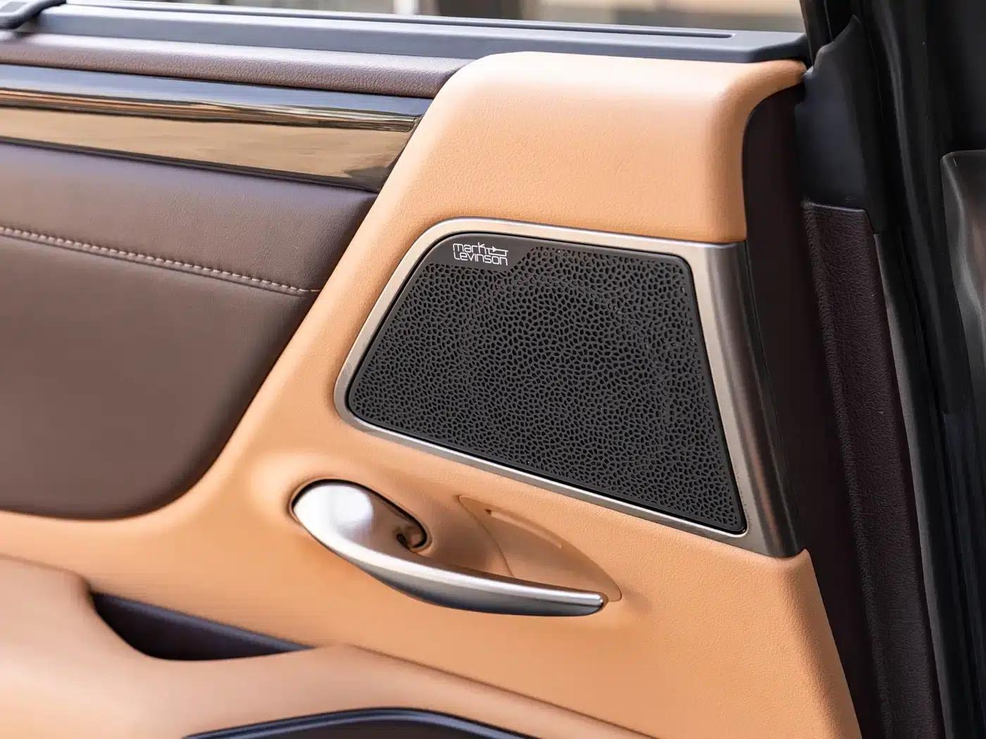 Lexus ES 2018 300h Executive Edition (China V emission standard) — миниатюра 19