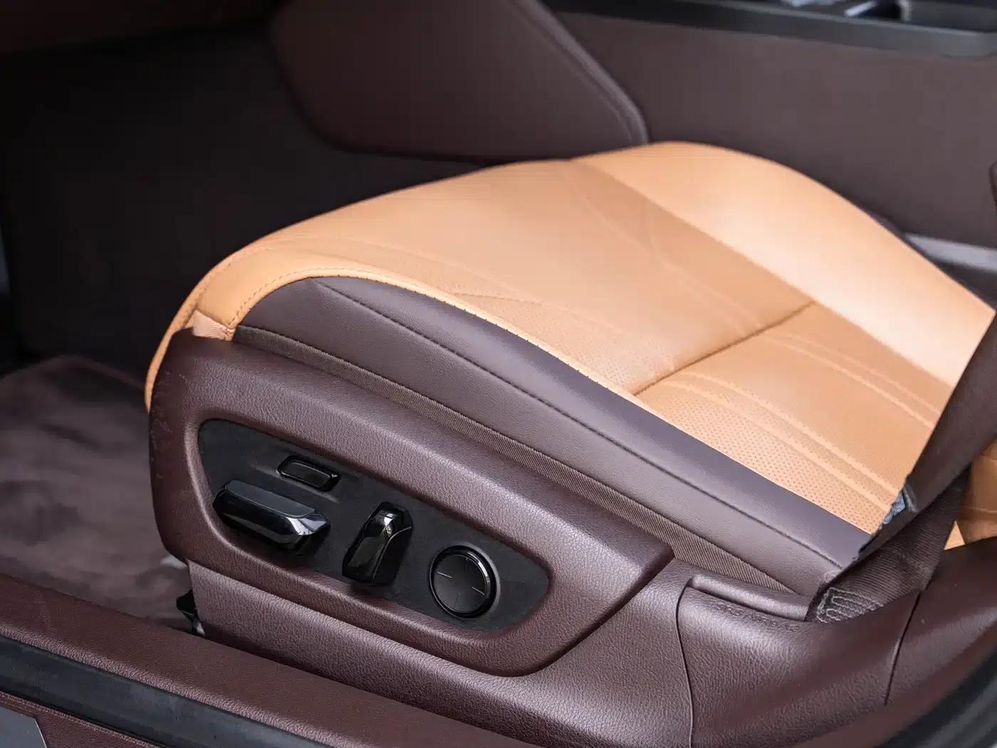 Lexus ES 2018 300h Executive Edition (China V emission standard) — миниатюра 22