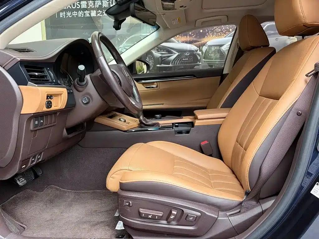 Lexus ES 2015 300h Comfort Edition — миниатюра 10