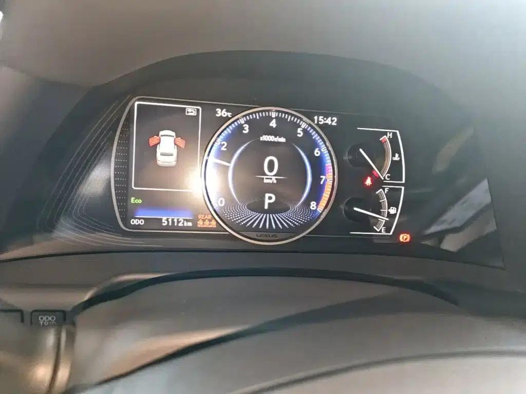 Lexus ES 2025 200 Premium Edition — миниатюра 12