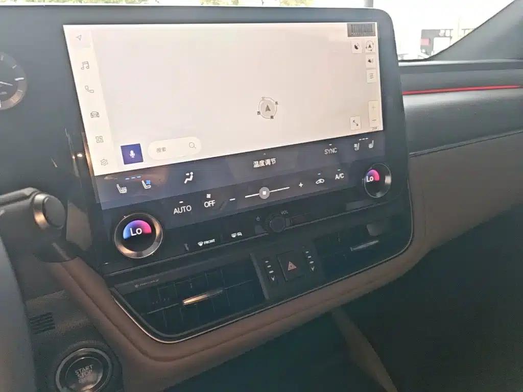 Lexus ES 2025 200 Premium Edition — миниатюра 13