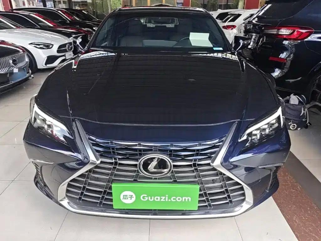 Lexus ES 2025 200 Premium Edition — миниатюра 3