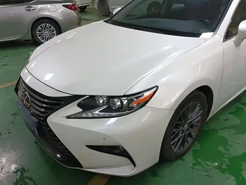 Lexus ES 2017 30th Anniversary Edition — миниатюра 2