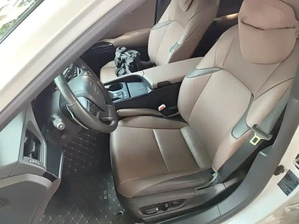 Lexus ES 2022 300h Premium Edition — миниатюра 12