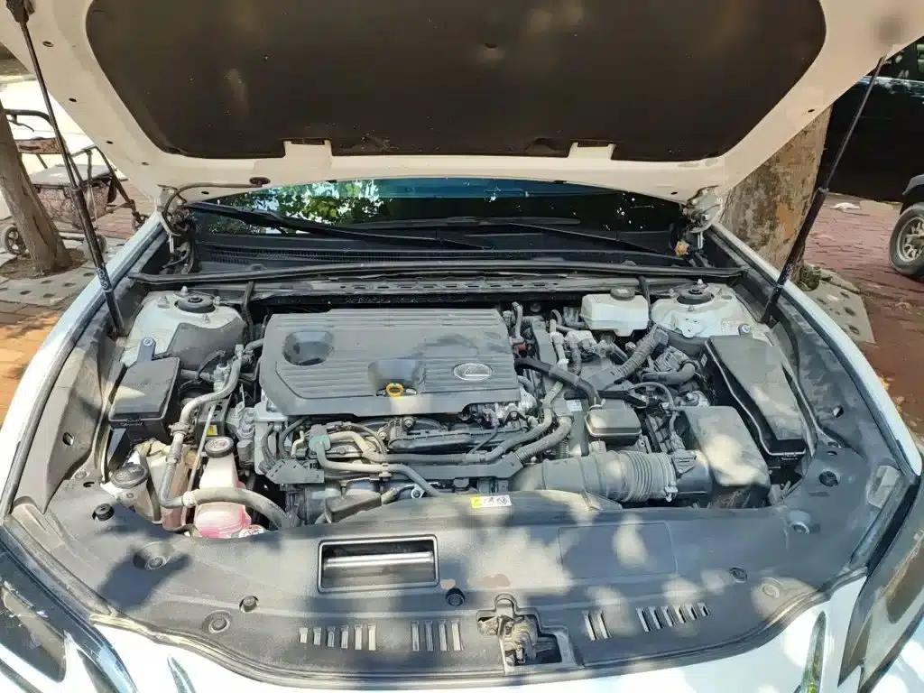 Lexus ES 2022 300h Premium Edition — миниатюра 17