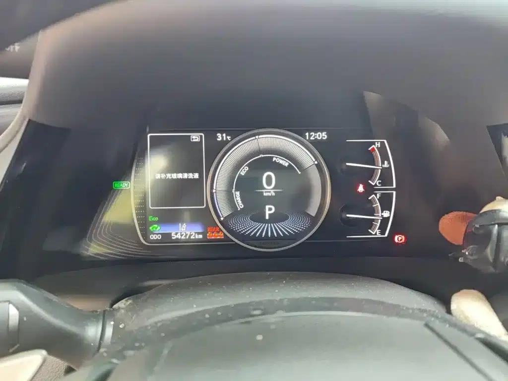 Lexus ES 2022 300h Premium Edition — миниатюра 8