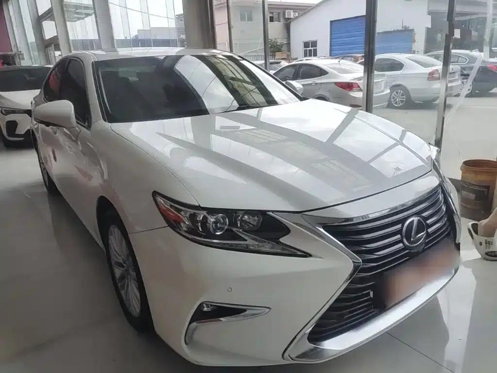 Lexus ES 2015 200 Elite Edition — миниатюра 4
