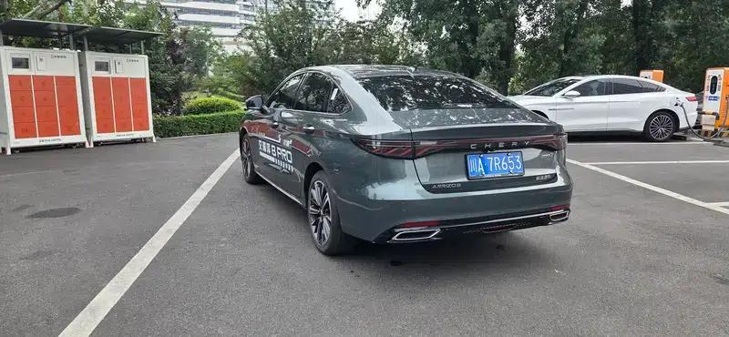 Chery Arrizo 8 PRO 2025 1.6T DCT Luxury+ — миниатюра 4