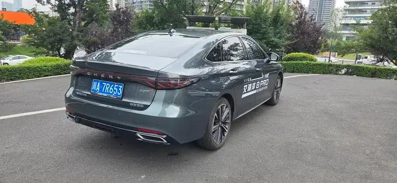 Chery Arrizo 8 PRO 2025 1.6T DCT Luxury+ — миниатюра 6