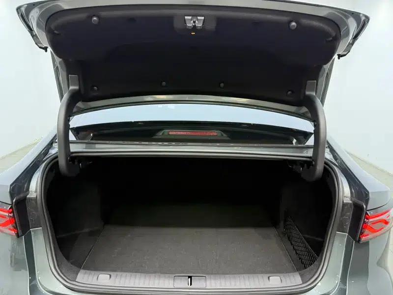 Chery Arrizo 8 PRO 2025 1.6T DCT Comfort Model — миниатюра 19