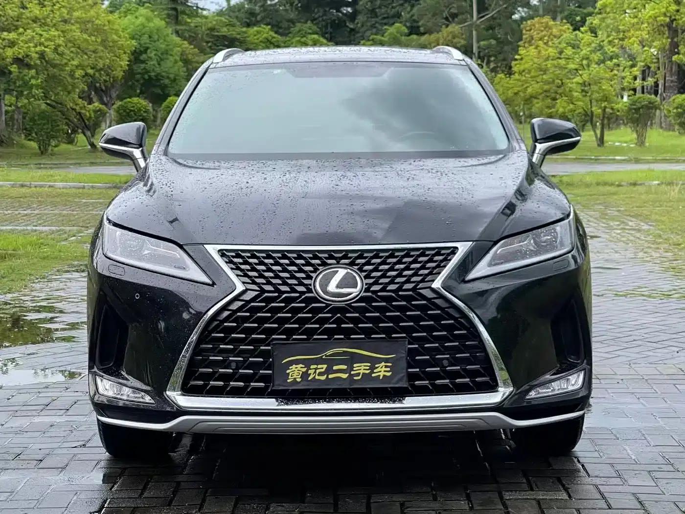 Lexus RX 2020 Facelift 300 2WD Comfort Edition — миниатюра 2