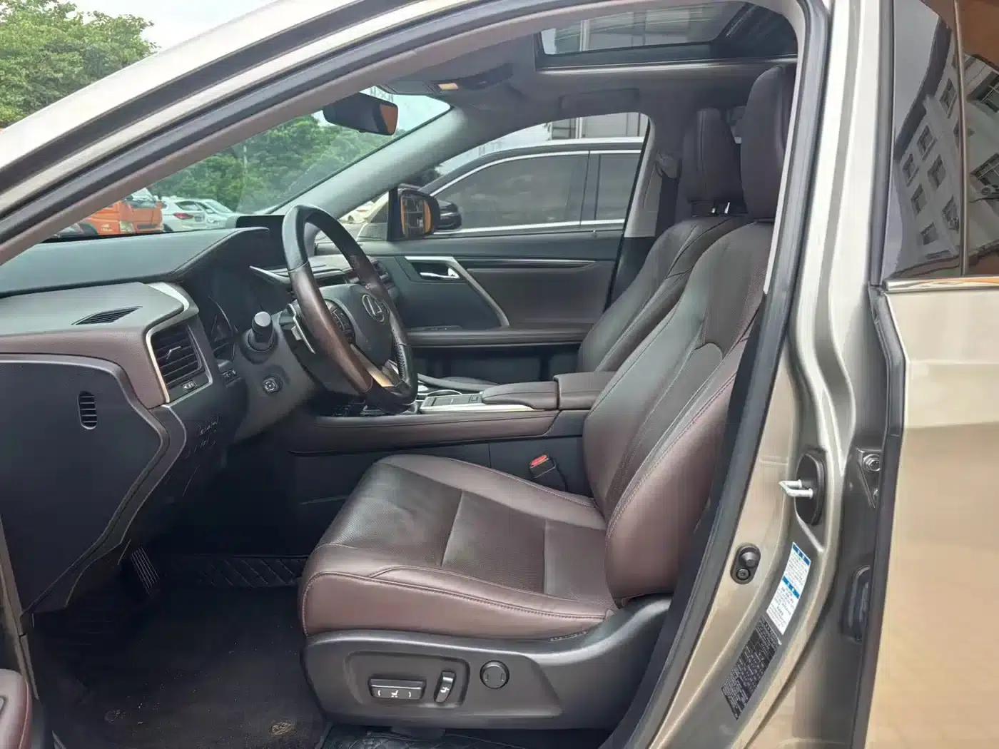 Lexus RX 2020 Facelift 300 AWD Elegant Edition — миниатюра 9