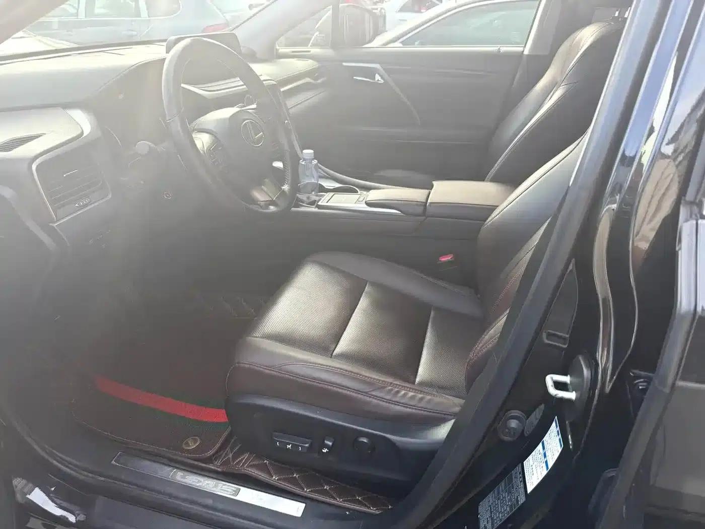 Lexus RX 2020 Facelift 300 AWD Elegant Edition — миниатюра 6