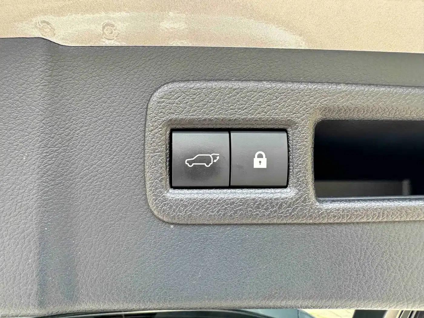Lexus NX 2020 200 AWD Sport Edition (China V Emission Standard) — миниатюра 22