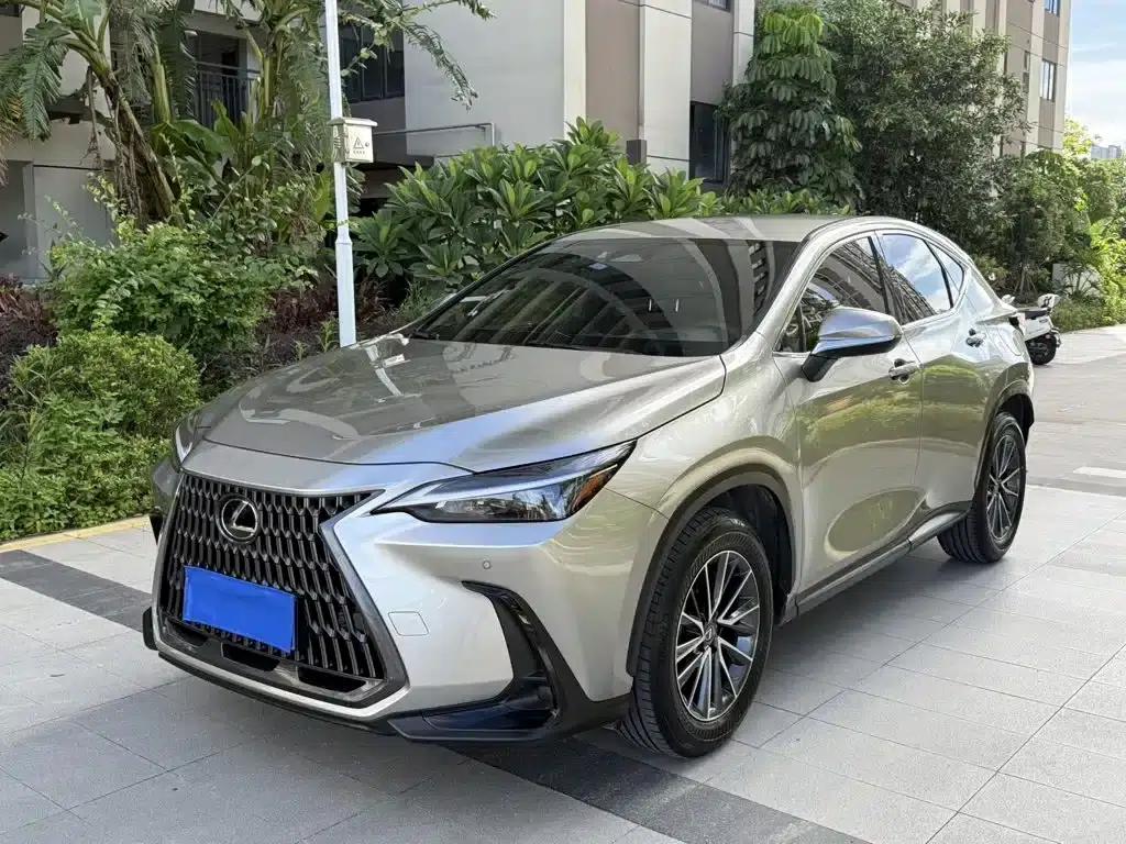 Lexus NX 2024 260 AWD Skyactiv Edition — миниатюра 1