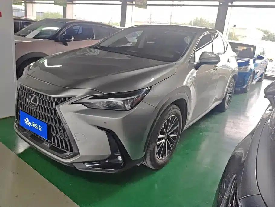 Lexus NX 2022 350h Front-Wheel Drive Skyactiv-X Edition — миниатюра 1