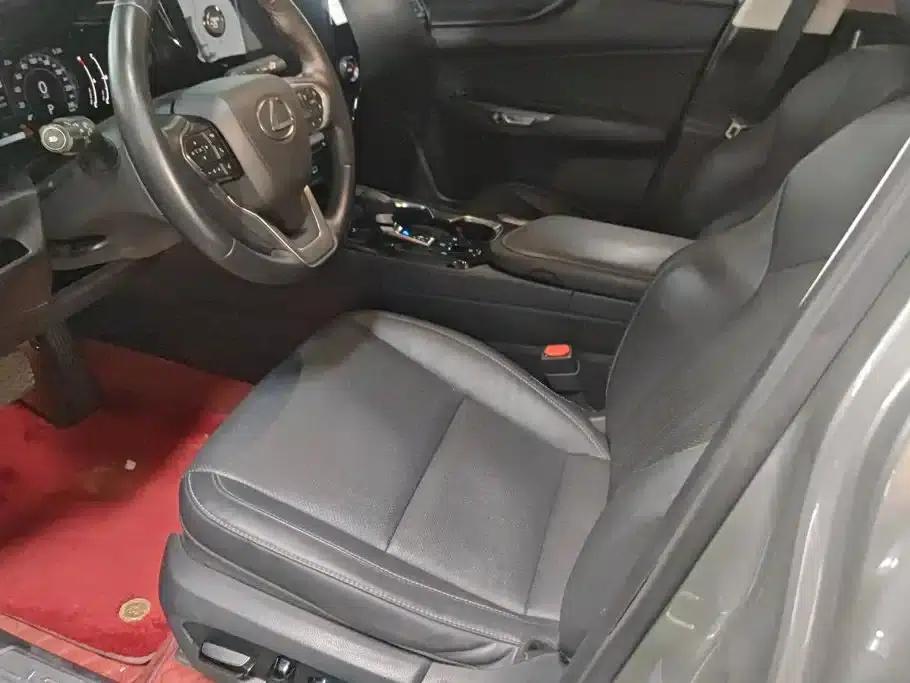 Lexus NX 2022 350h Front-Wheel Drive Skyactiv-X Edition — миниатюра 9