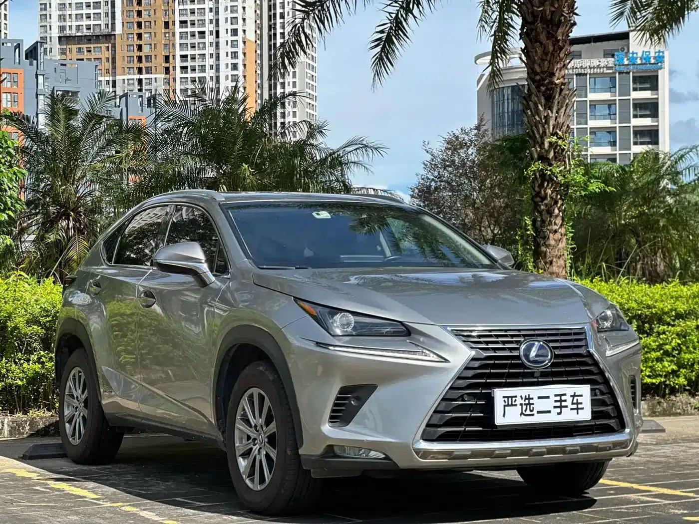 Lexus NX 2018 300h FWD Sport Edition (China V Emission Standard) — миниатюра 3