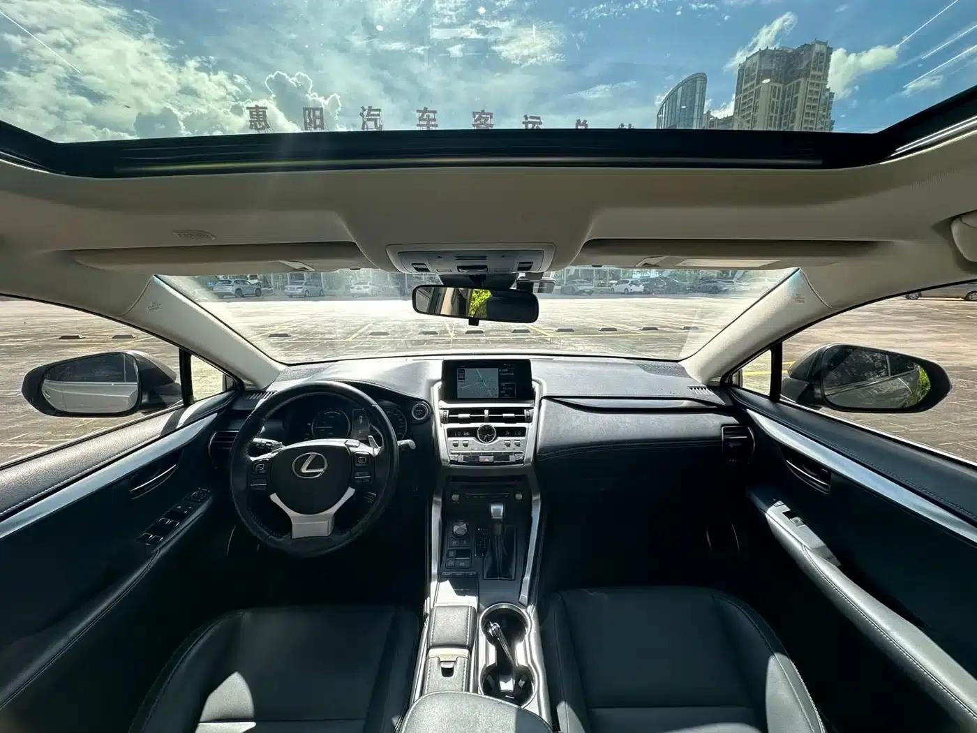 Lexus NX 2018 300h FWD Sport Edition (China V Emission Standard) — миниатюра 6