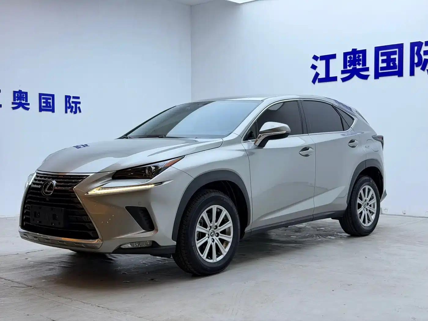Lexus NX 2018 200 FWD Sport Edition (China V Emission Standard) — миниатюра 1