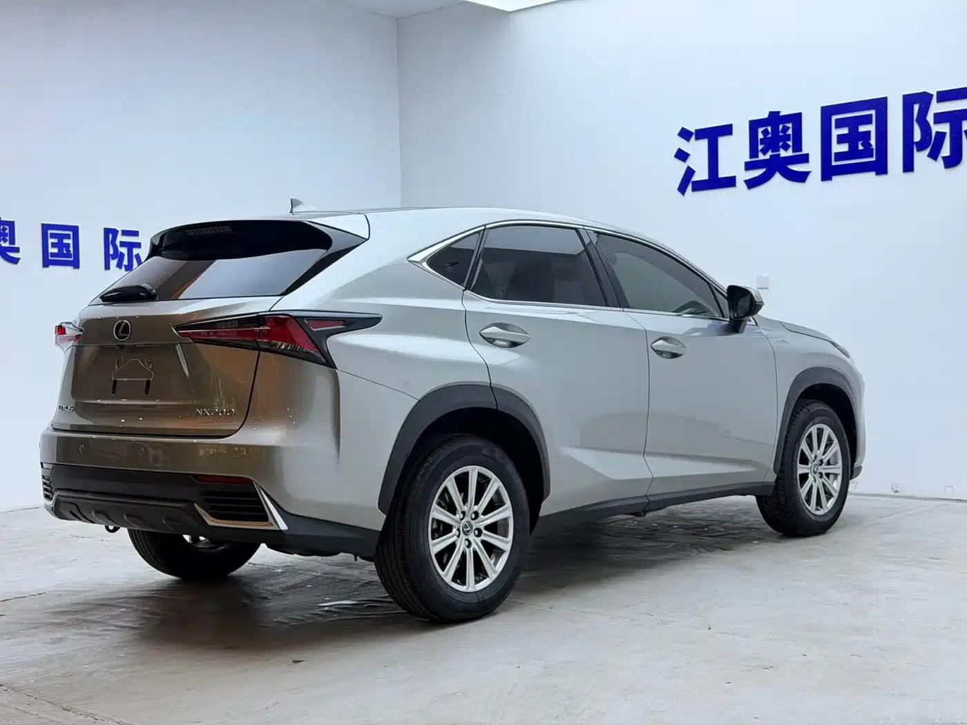 Lexus NX 2018 200 FWD Sport Edition (China V Emission Standard) — миниатюра 18