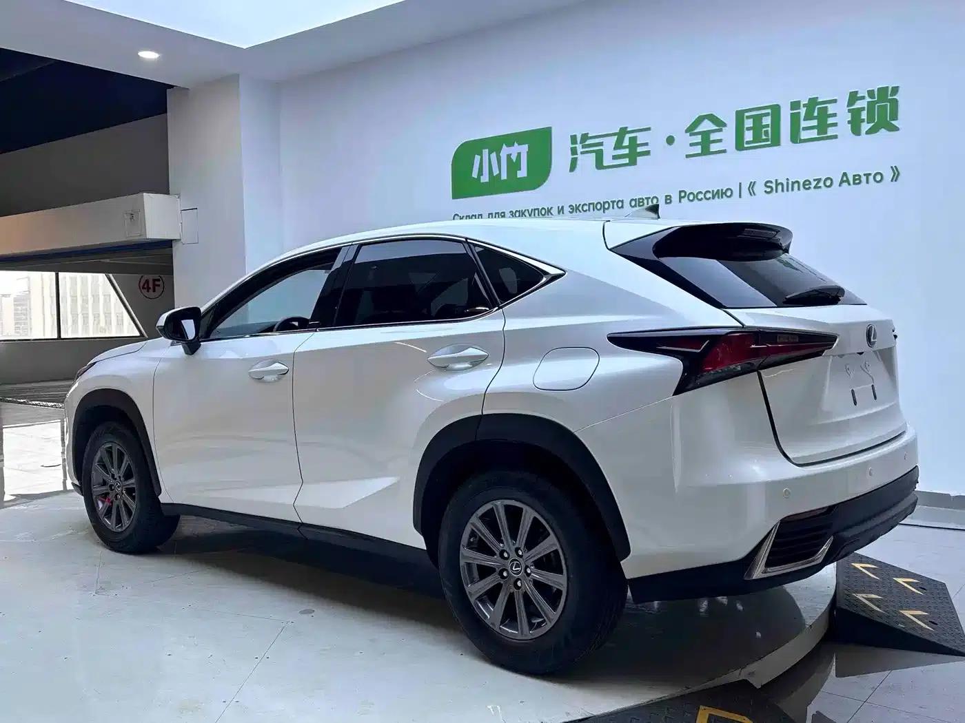 Lexus NX 2020 200 FWD Sport Edition (China VI Emission Standard) — миниатюра 4