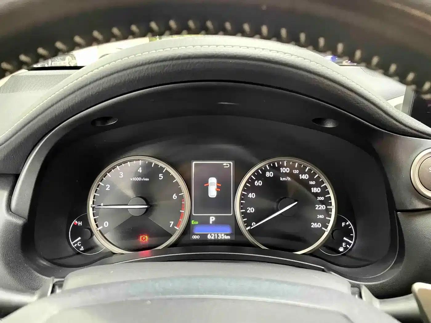 Lexus NX 2018 200 FWD Sport Edition (China V Emission Standard) — миниатюра 9