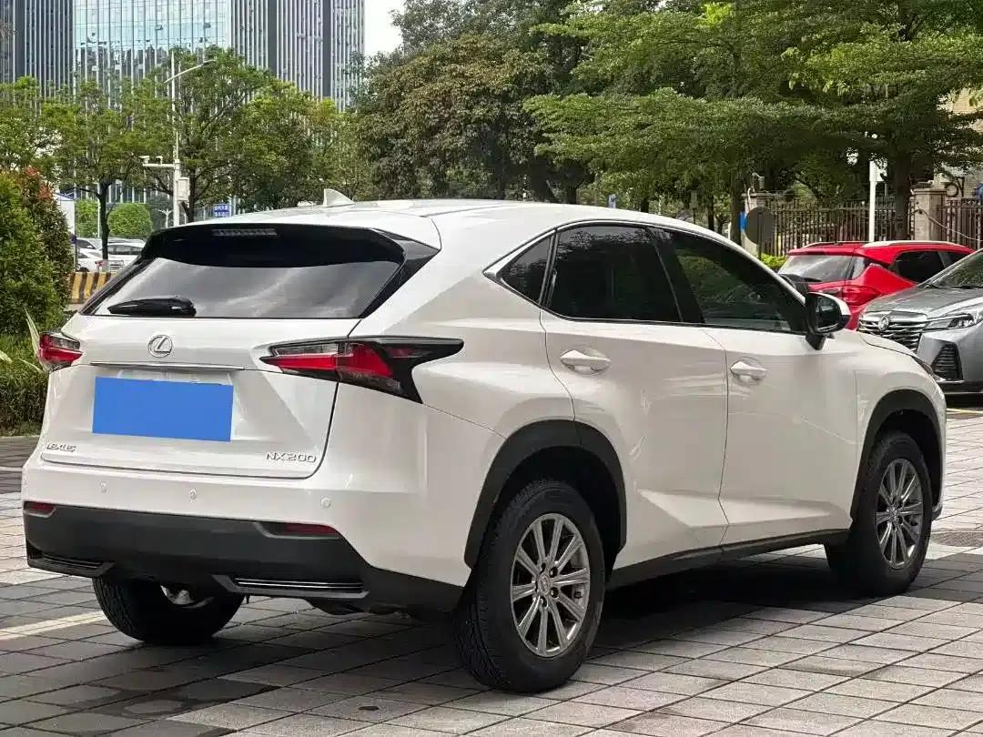 Lexus NX 2015 200 FWD Sport Edition — миниатюра 3