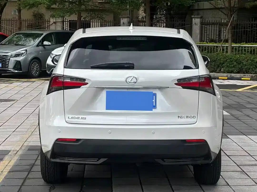 Lexus NX 2015 200 FWD Sport Edition — миниатюра 4