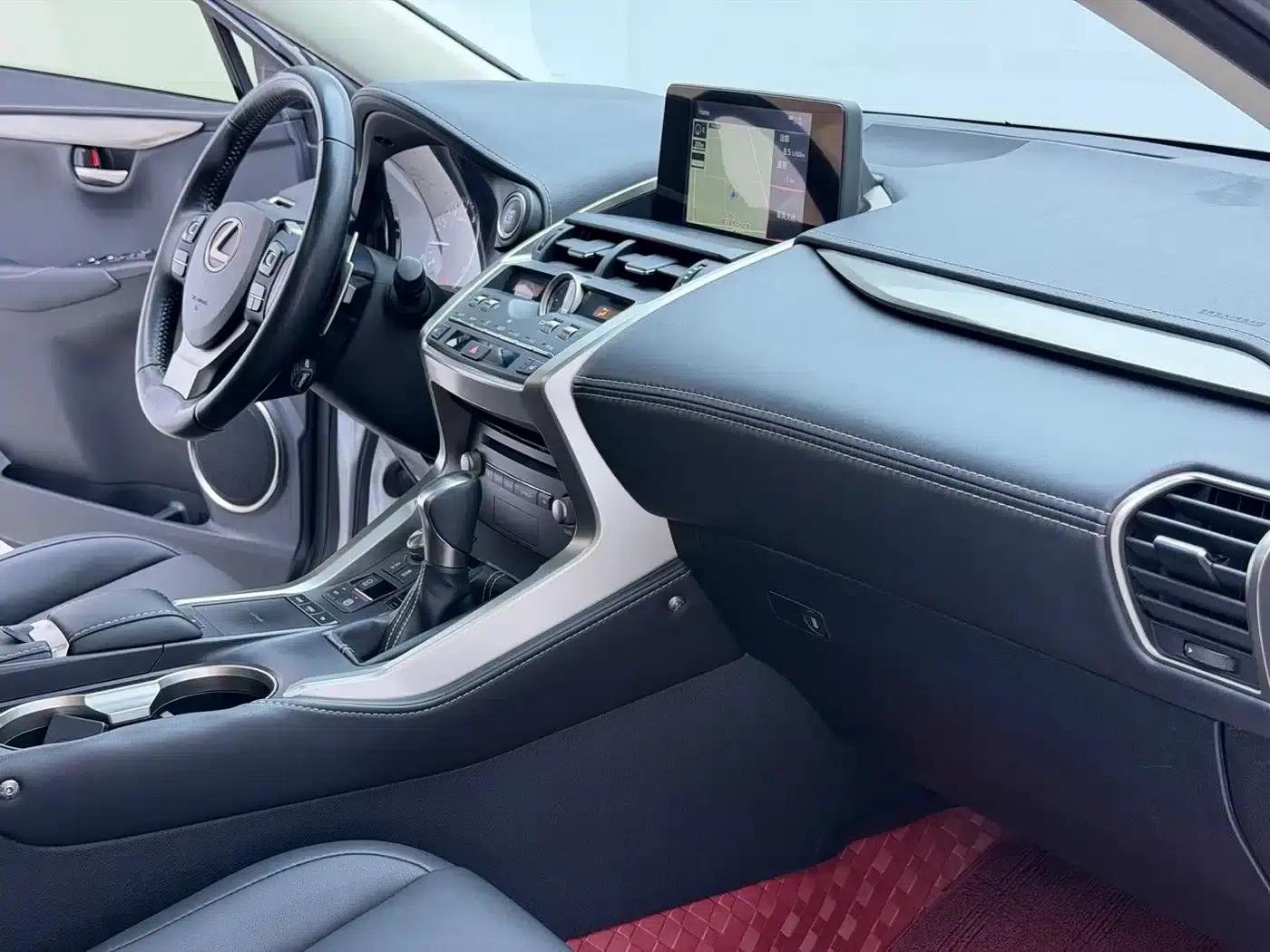 Lexus NX 2017 200 AWD Sport Edition — миниатюра 16
