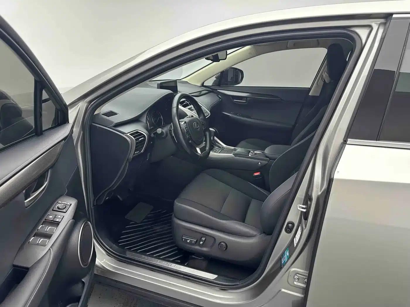Lexus NX 2020 200 FWD Sport Edition (China V Emission Standard) — миниатюра 9