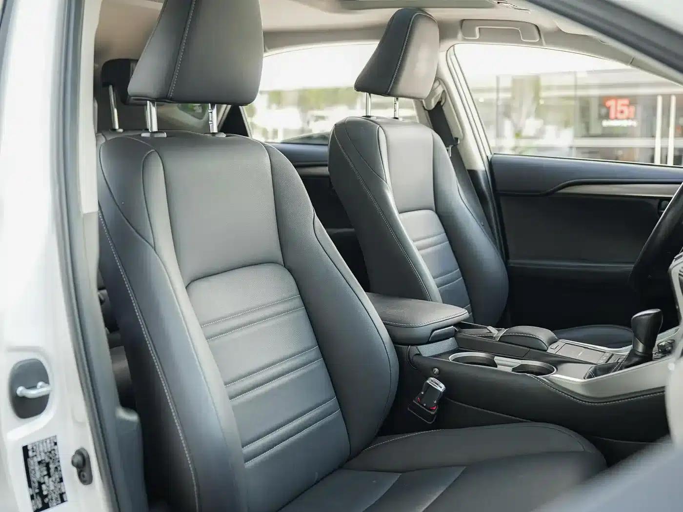 Lexus NX 2018 300h FWD Sport Edition (China V Emission Standard) — миниатюра 12