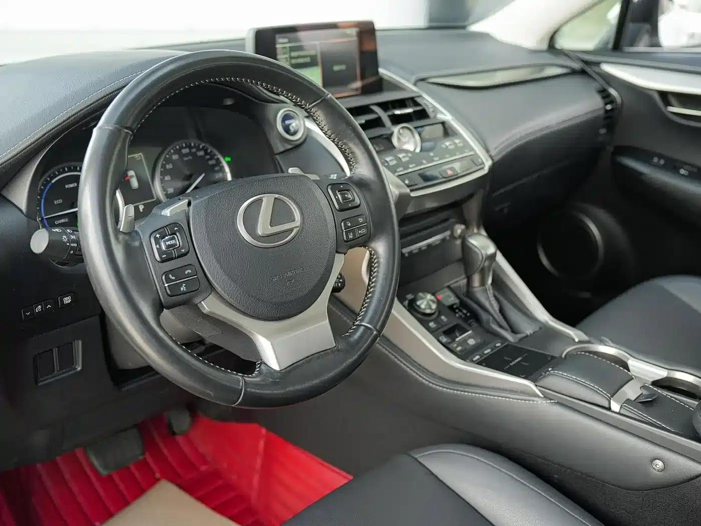 Lexus NX 2018 300h FWD Sport Edition (China V Emission Standard) — миниатюра 9
