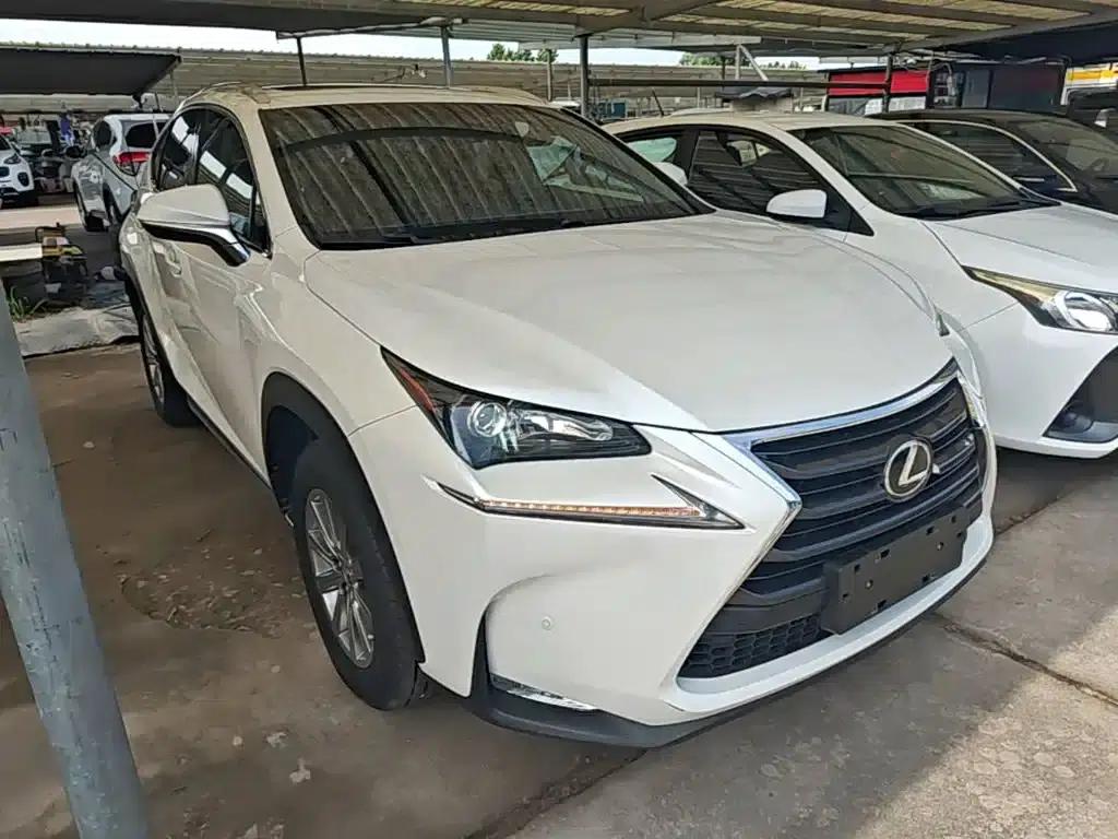 Lexus NX 2015 200 AWD Sport Edition — миниатюра 4