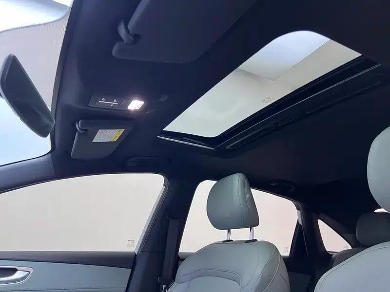 Roewe D6 2025 450km Premium Edition — миниатюра 13