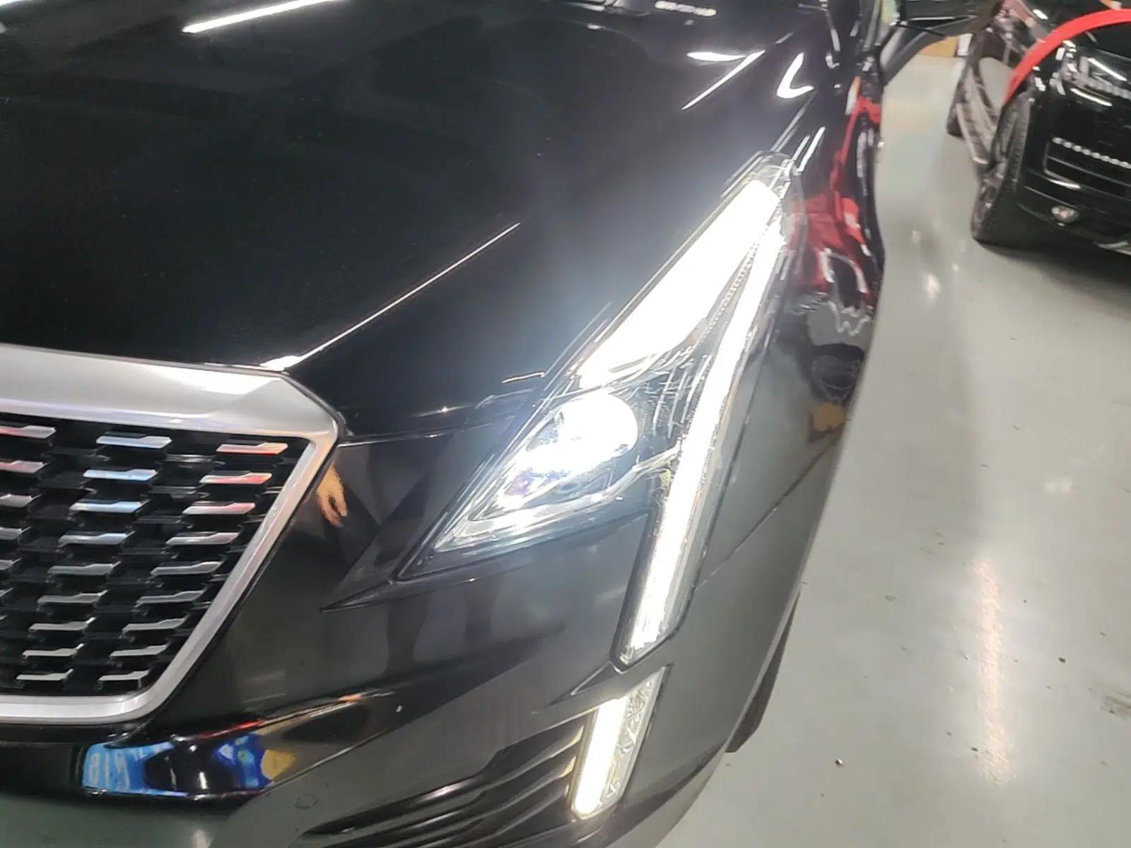Cadillac XT5 2020 28T Luxury Version — миниатюра 8
