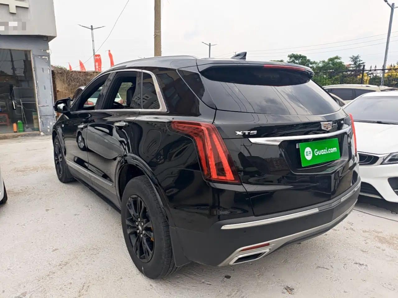Cadillac XT5 2022 2.0T Two-Wheel Drive Luxury Version — миниатюра 13