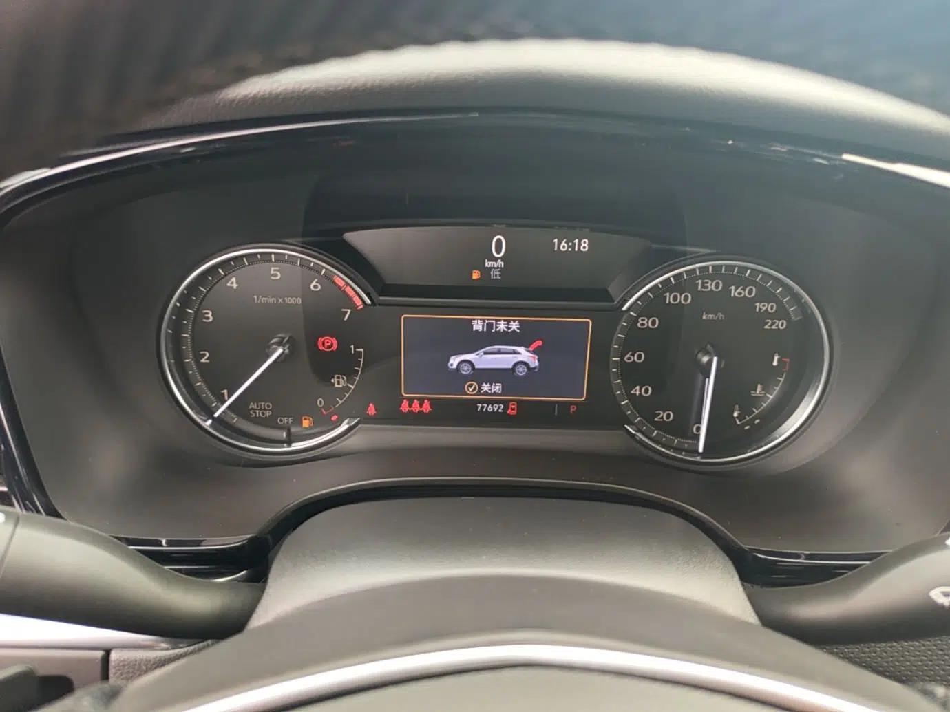 Cadillac XT5 2022 2.0T Two-Wheel Drive Luxury Version — миниатюра 19